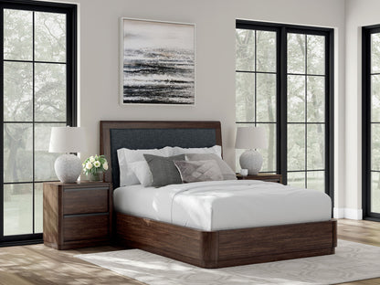 Kendamor - Upholstered Panel Bed