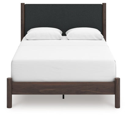 Cadmori - Upholstered Panel Bed