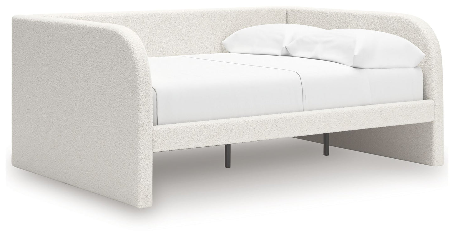 Shapella - Upholstered Day Bed