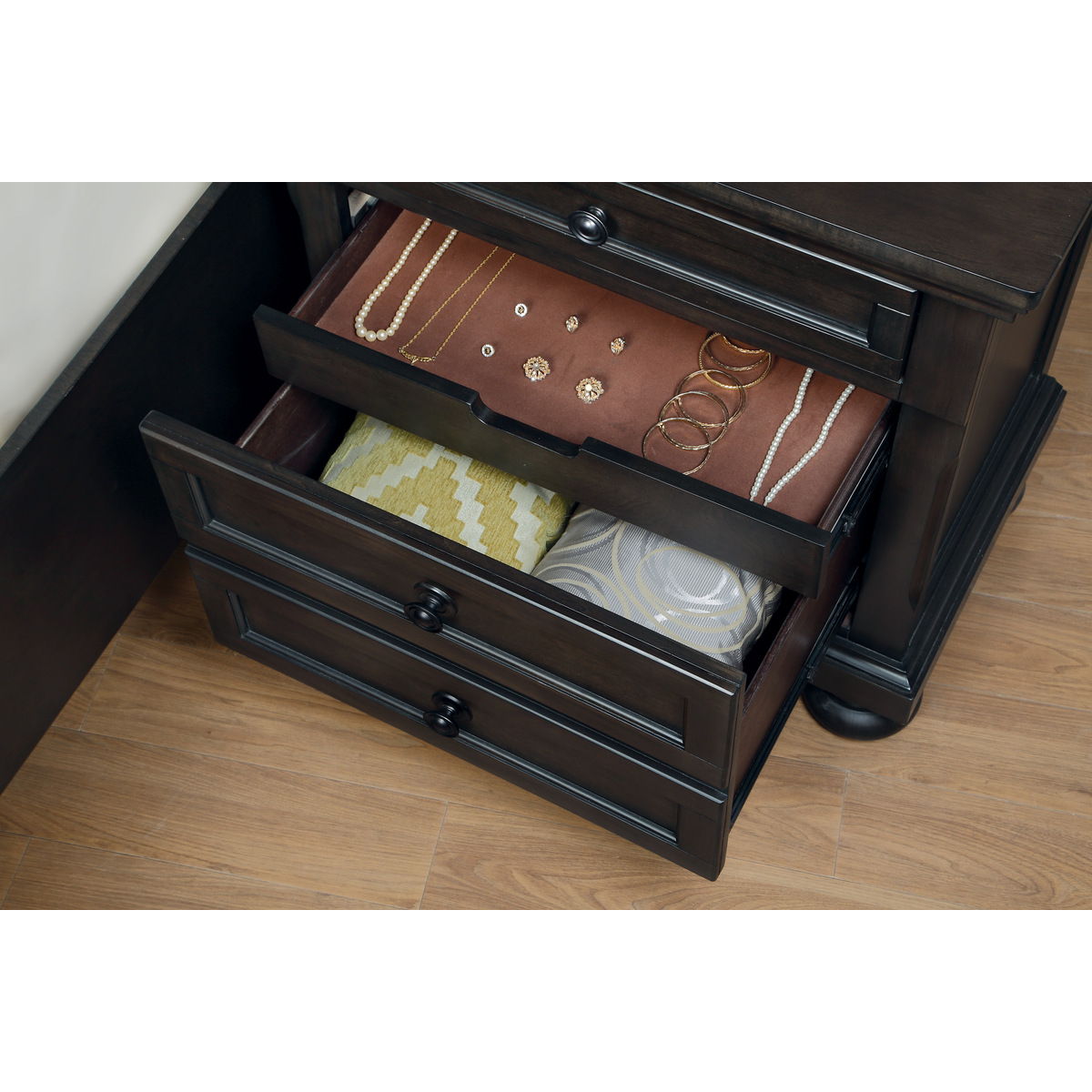 Begonia - Nightstand With Hidden Drawer - Brown