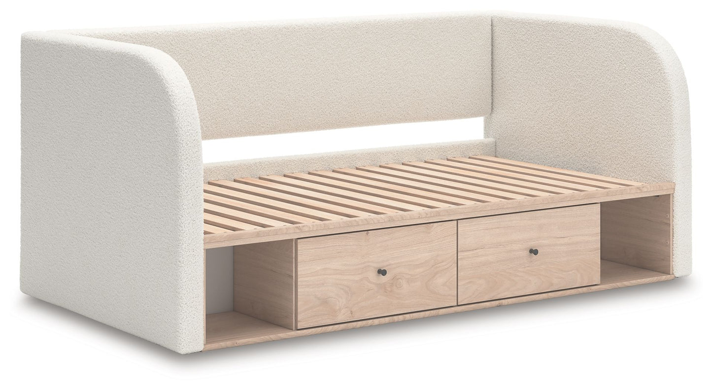 Shapella - Upholstered Day Bed