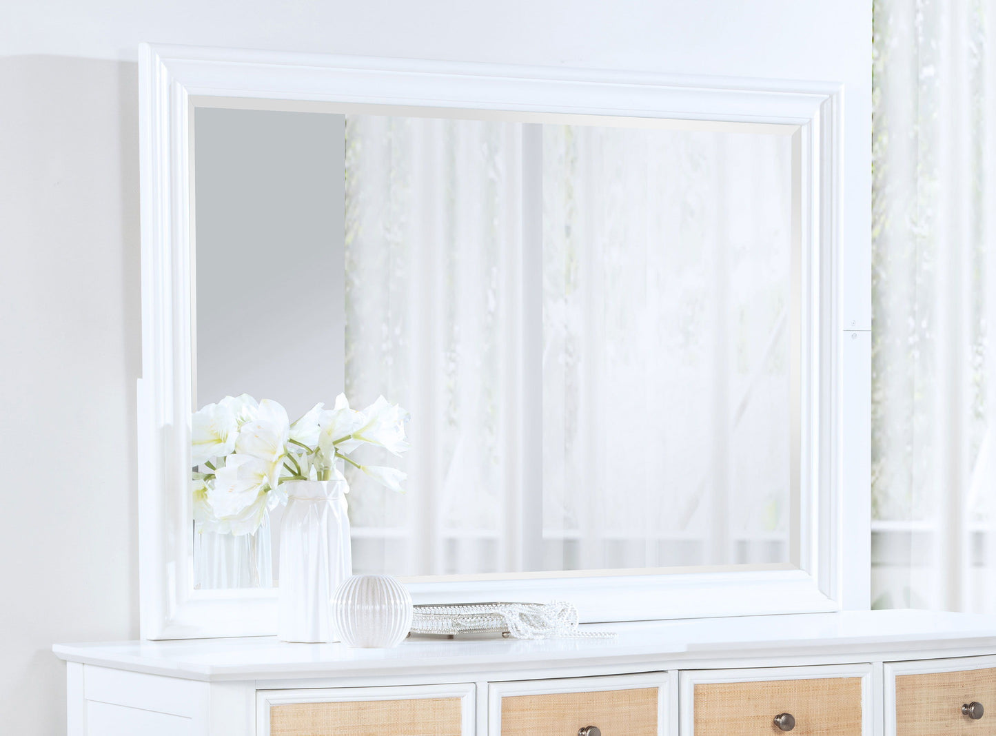 Bexhill - Dresser Mirror - White