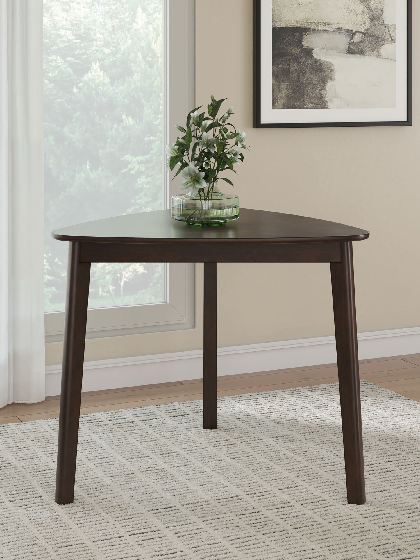 Dantenton - Triangle Dining Room Table - Merlot