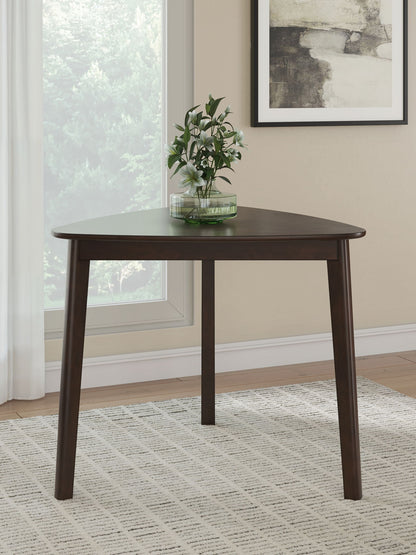 Dantenton - Triangle Dining Room Table - Merlot