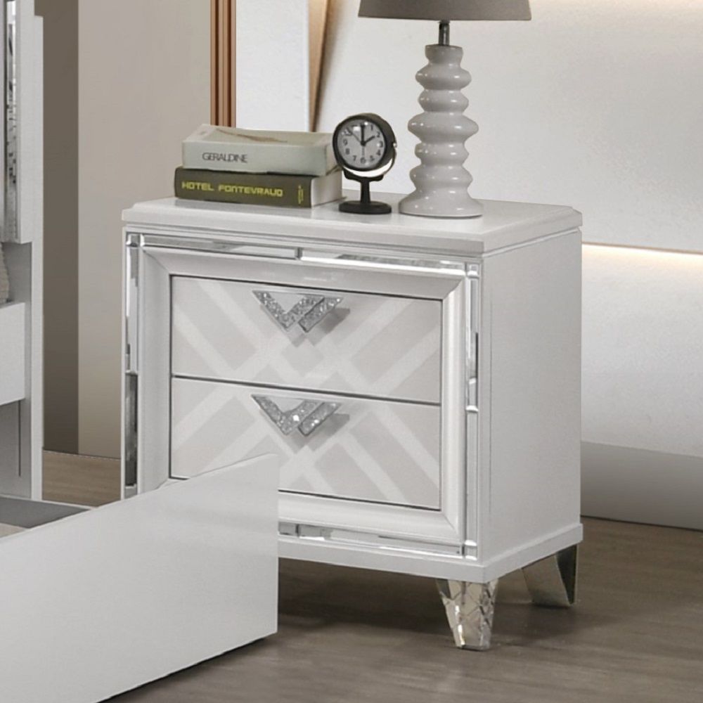 Skylar - Accent Nightstand - White