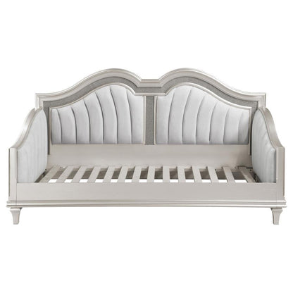 Evangeline - Upholstered Twin Daybed With Faux Diamond Trim - Silver And Ivory