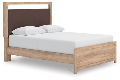 Hollymount - Upholstered Platform Bed